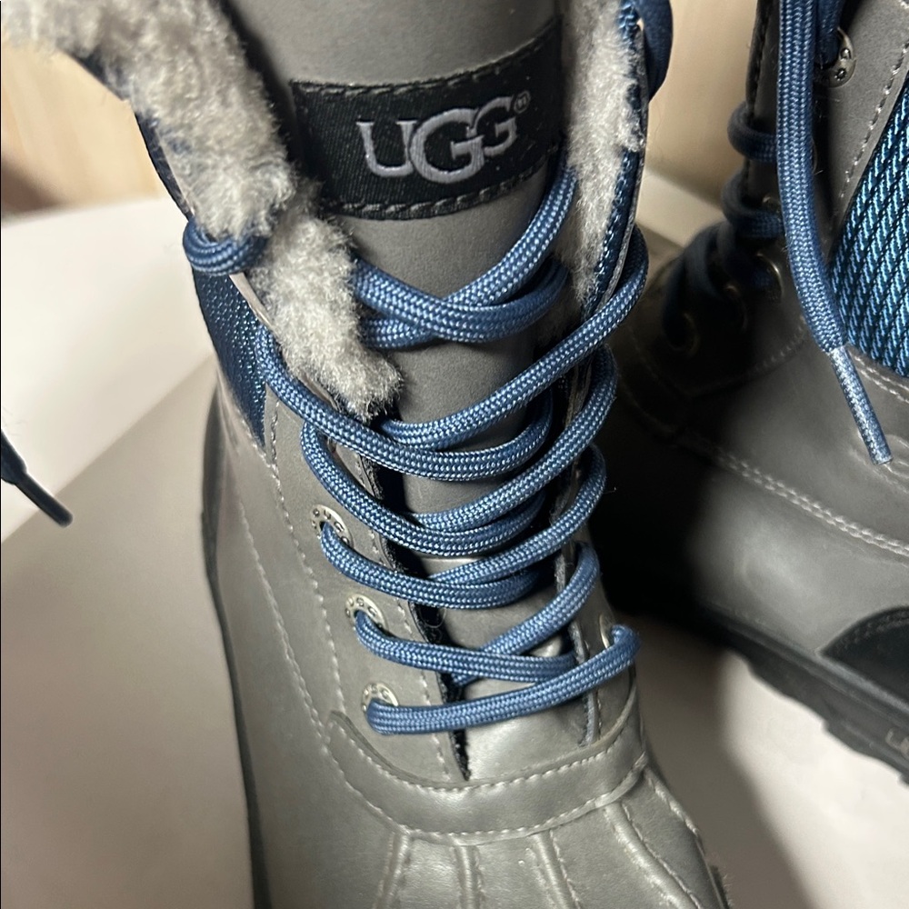 UGG Kids Snow Boots Size 2 Waterproof Shearling Lined Blue Gray Boots - Picture 3 of 11
